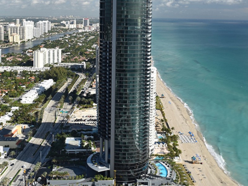 18555 Collins Ave - Florida - Sunny Isles Beach - 33160